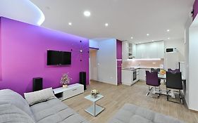 Apartment Purple Summer City
